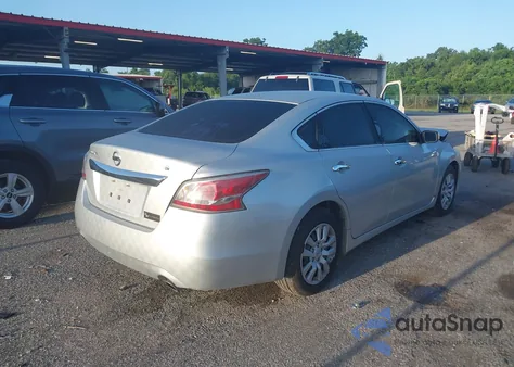 2015 Nissan Altima 2.5 from USA, damaged, VIN 1N4AL3AP7FN316182